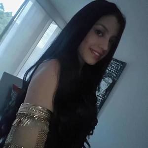 Meet your Posher, Alejandra