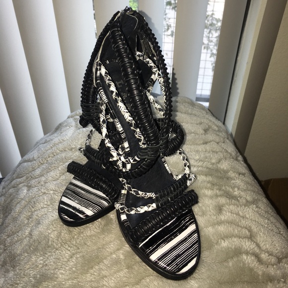 L.A.M.B. Women's Vine Sandal - Picture 4 of 6