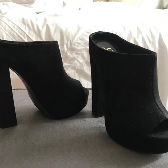 Classy Peep toe Mule Platform Heels! Size 6 - Picture 5 of 5