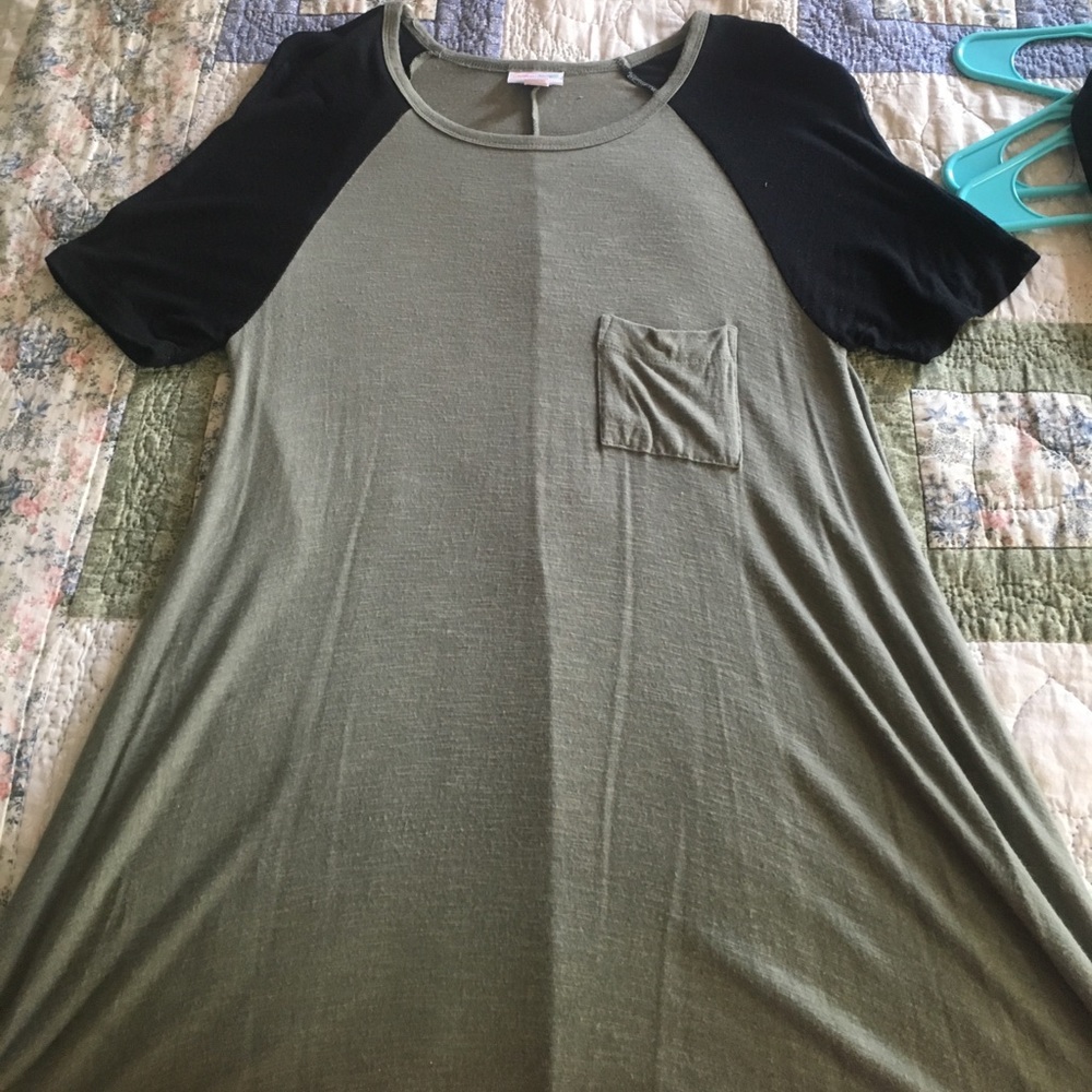 ⭐️⭐️LuLaRoe Carly!!!⭐️⭐️