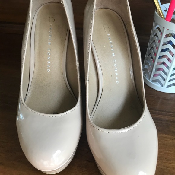 Nude patent heels - Picture 2 of 3