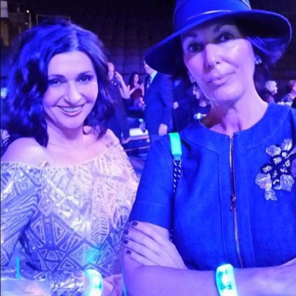 Meet your Posher, Ninell