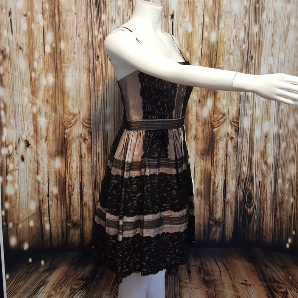 Aidan Mattox strapless lace cocktail dress - Picture 3 of 8