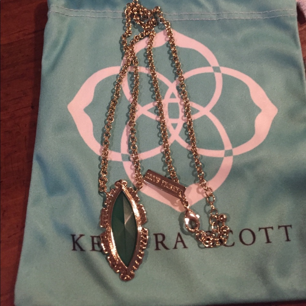 Kendra Scott Necklace