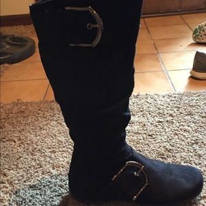 Maurice's Black Boots