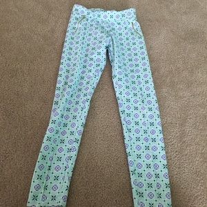 Form fitting girls pants