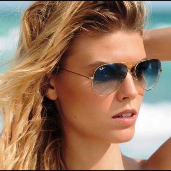 Ray-Ban Aviators - Picture 1 of 3