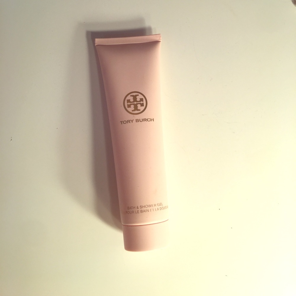 Tory butch bath &a shower gel