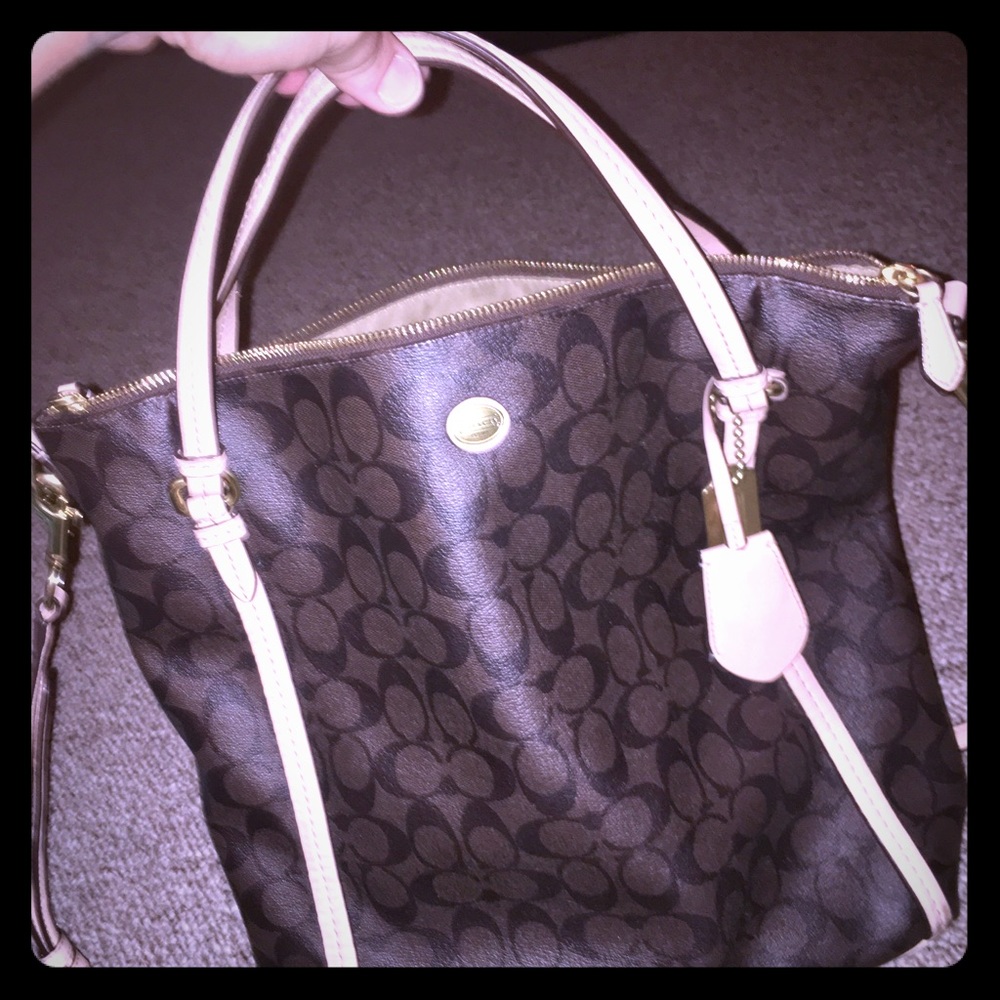 Coach Peyton Signature convertible shoulder bag