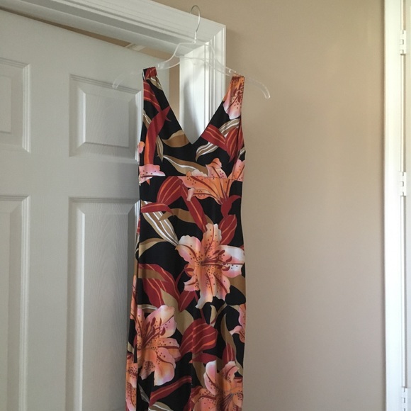 Perfectly Fitting Jersey Midi Dress 👗 Worn Once! - Picture 6 of 8