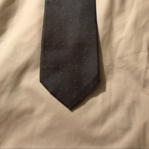 Vintage all silk grey Donna Karan tie - Picture 4 of 4
