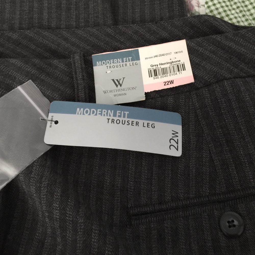 NWT MODERN FIT 22W GREY HERRINGBONE DRESS PANTS