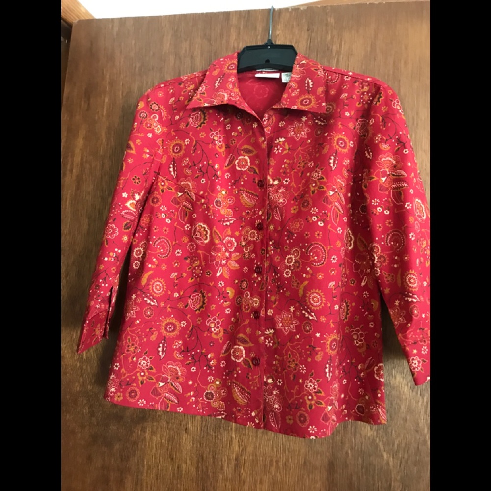 Blouse - nice Fall piece - Rust print- Petite Sm