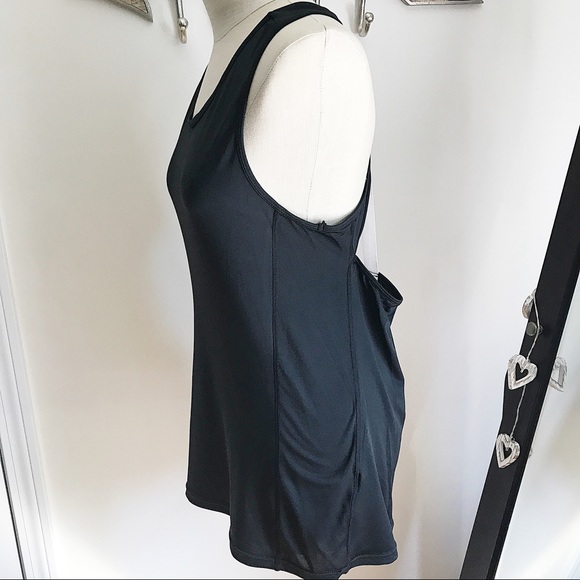 ✨WorkOut Top✨ - Picture 2 of 3