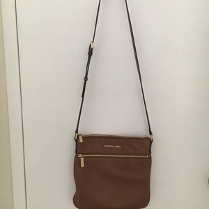 Tan Michael Kors Crossbody Purse