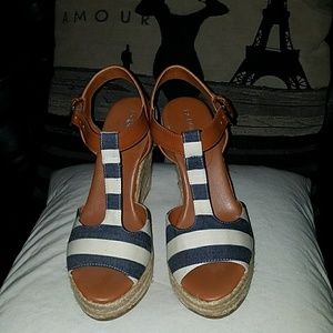 BCBGENERATION wedges