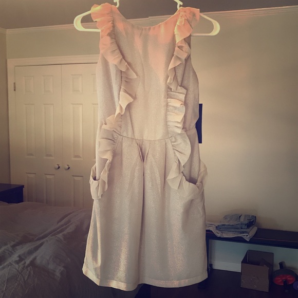 Gold dress - Picture 1 of 2