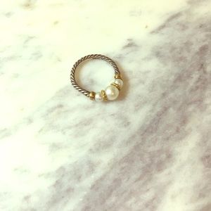 David Yurman 3 pearl cable ring