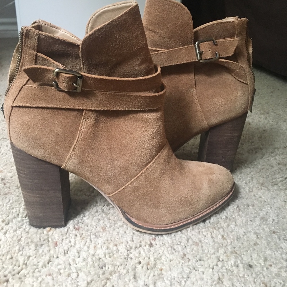 Chinese Laundry brown booties
