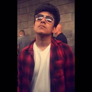 Meet your Posher, Eduardo