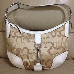 Coach Hampton Opt. Signature Lg. Hob