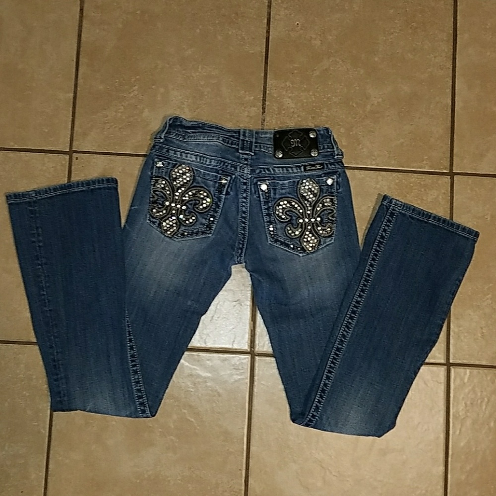 🍬OFFERS🍬 Miss Me jeans