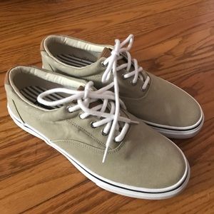 Sperry NWOT boat shoes, size 11