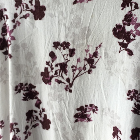 2 Free People Lace Trimmed Tanks - Picture 2 of 5