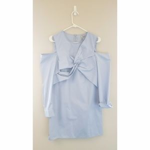 Blue wrinkled design dress with cold shoulder