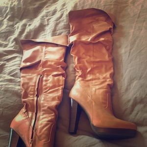 Jessica Simpson boots