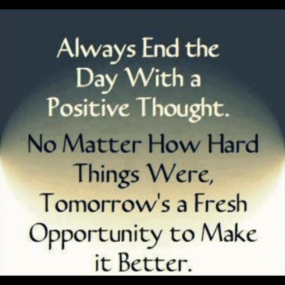 Meet your Posher and Posh Ambassador, Roni Jayo😊 - Picture 6 of 7