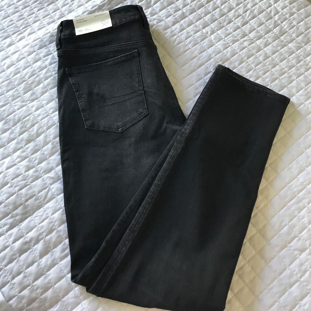 ❗️SHIPS TOMORROW❗️American Eagle Hi-Rise jeans