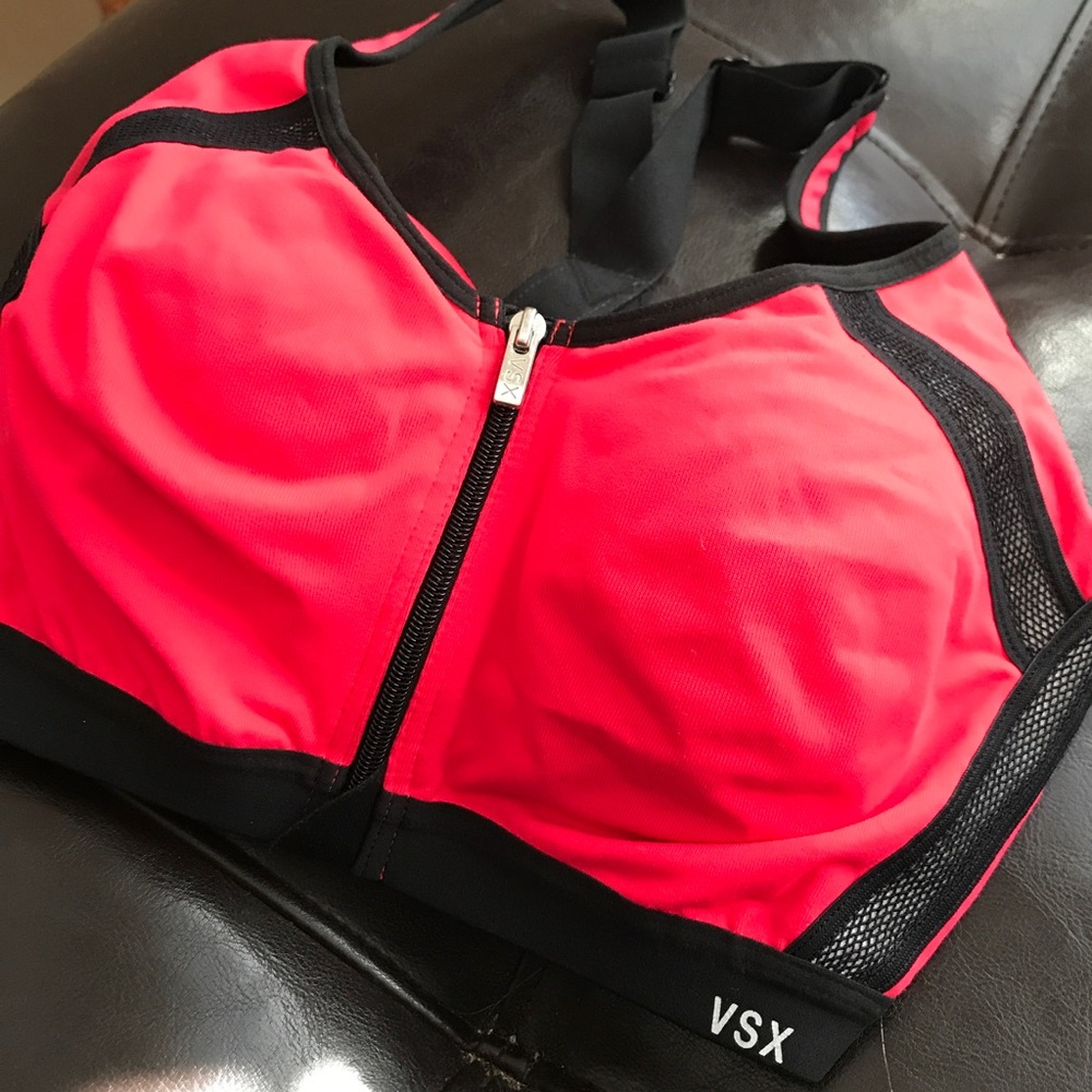 Victoria's Secret SPORT sports bra