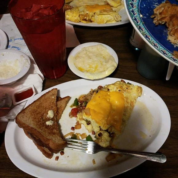 Meet your Posher, Latika - Picture 1 of 1