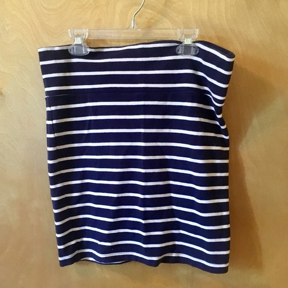 NWOT- blue and white striped sleeveless top