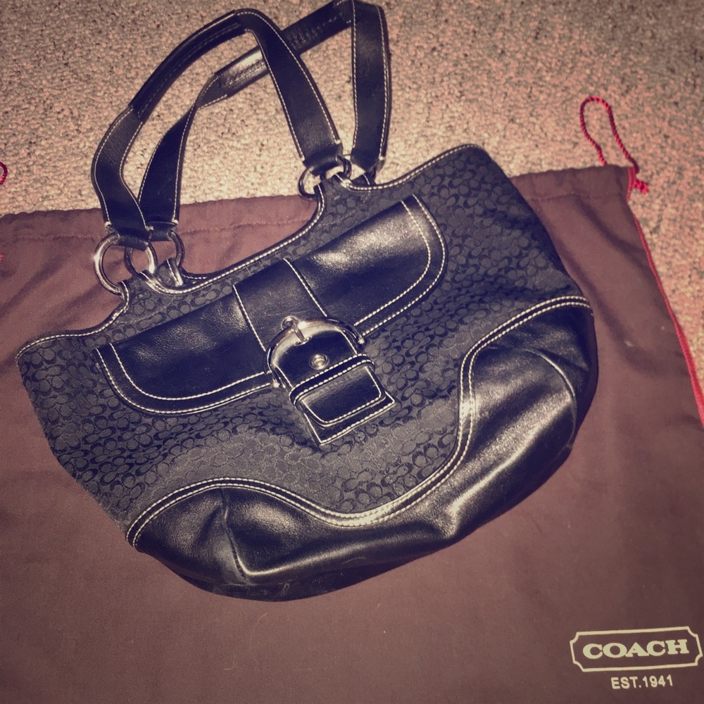 Coach Hobo Purse Black Leather Buckle