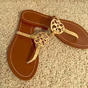 🔥FAST SALE🔥 Tory Burch Scandals