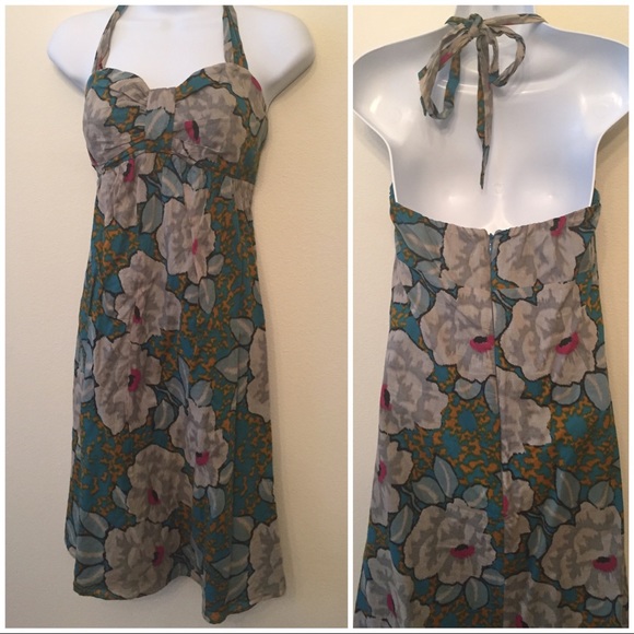 Beautiful Halter Floral Midi Dress - Picture 2 of 6