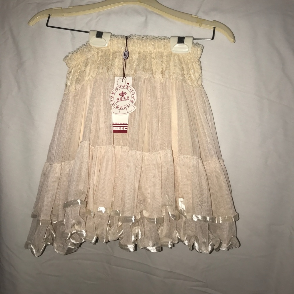 Cream ruffles skirt