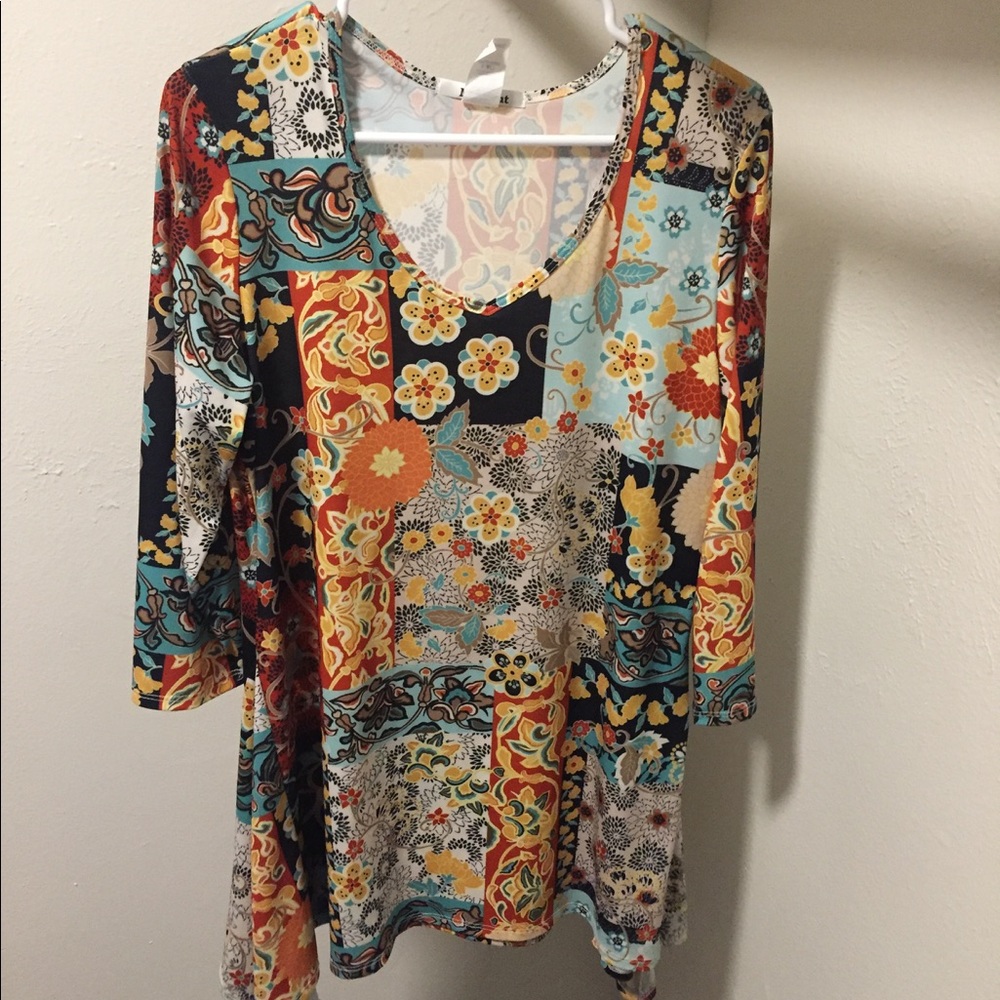 Patterned long top