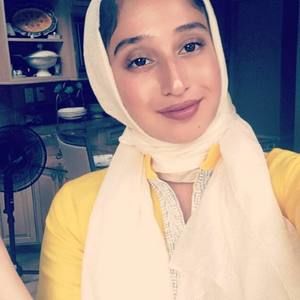 Meet your Posher, Eemaan