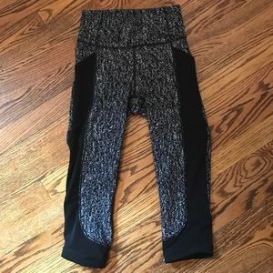 Lululemon cropped leggings