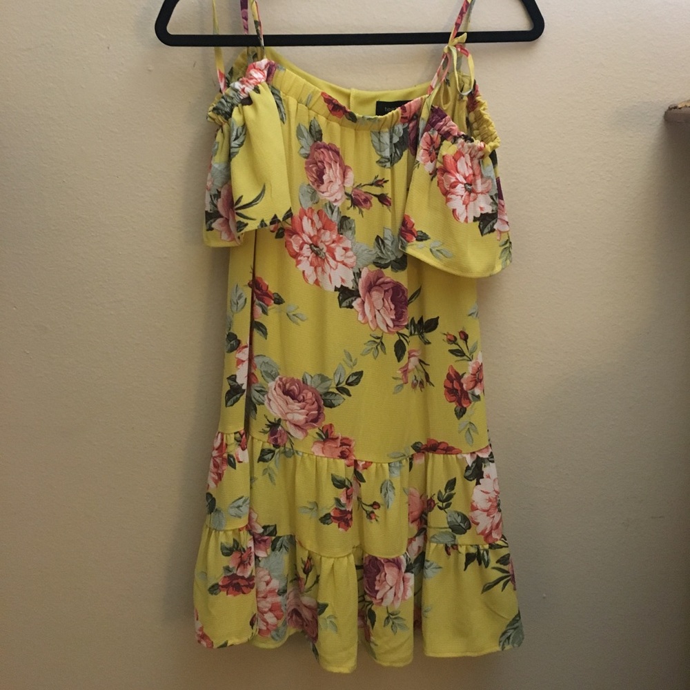 small floral dress petite