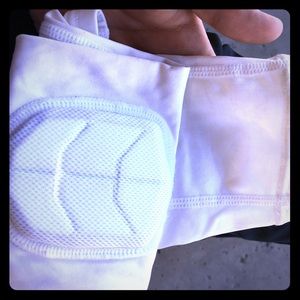 Chris Paul in game worn shooting sleeve