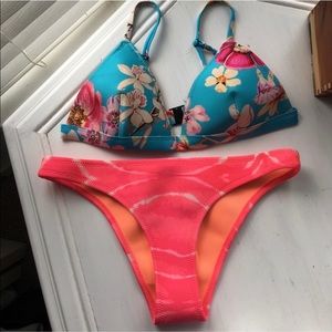 🎁Traingl bikini set