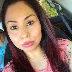 Meet your Posher, Mayra