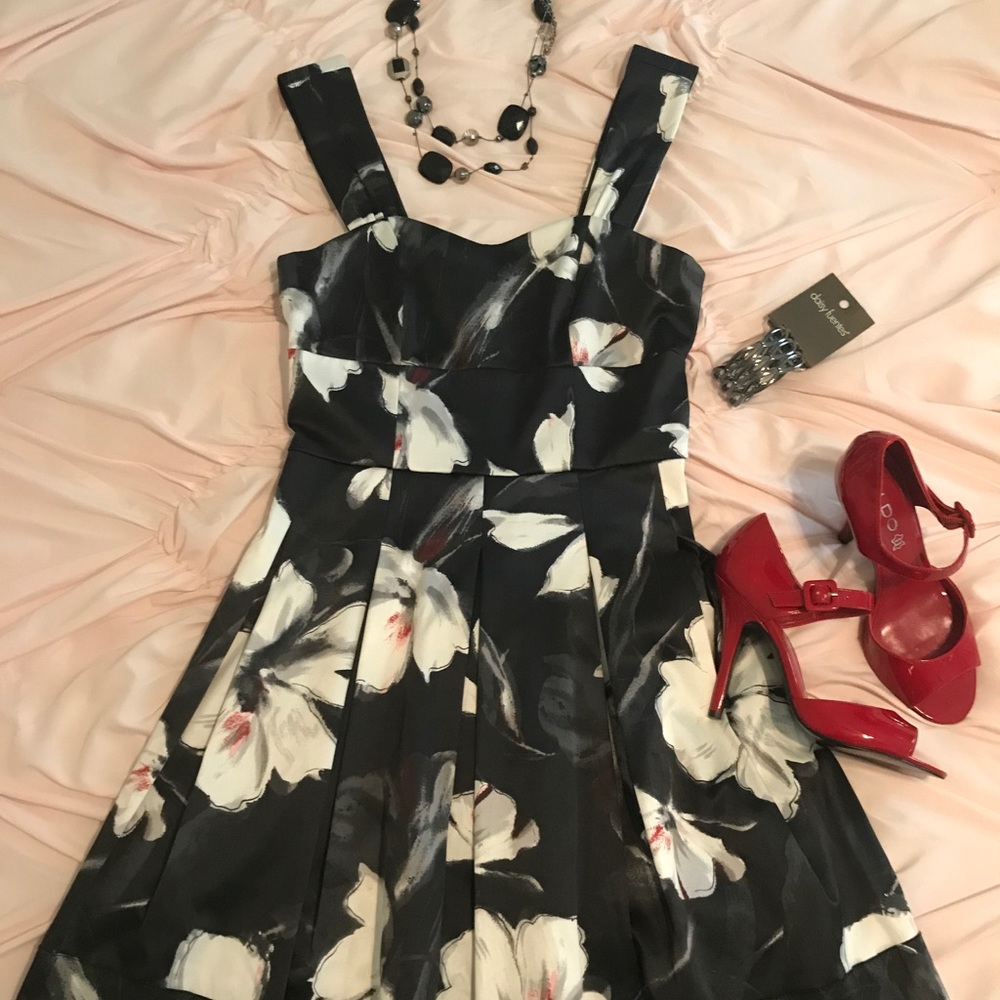 White House Black Market Dress