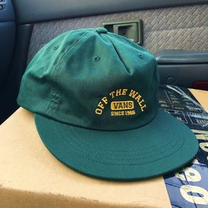 Green vans hat
