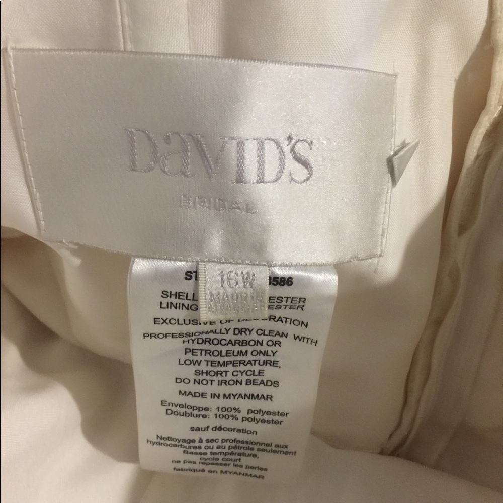 Size 16 Wedding dress - Picture 6 of 6