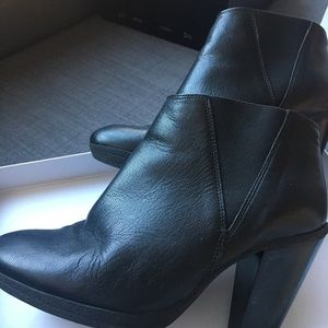Carvela black leather ankle boots with heel
